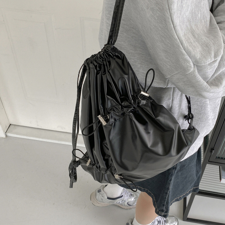 ストリングシャーリングバックパック BLACK