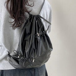 バックバッグ・スクールバッグ ストリングシャーリングバックパック BLACK