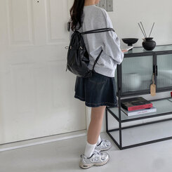バックバッグ・スクールバッグ ストリングシャーリングバックパック BLACK