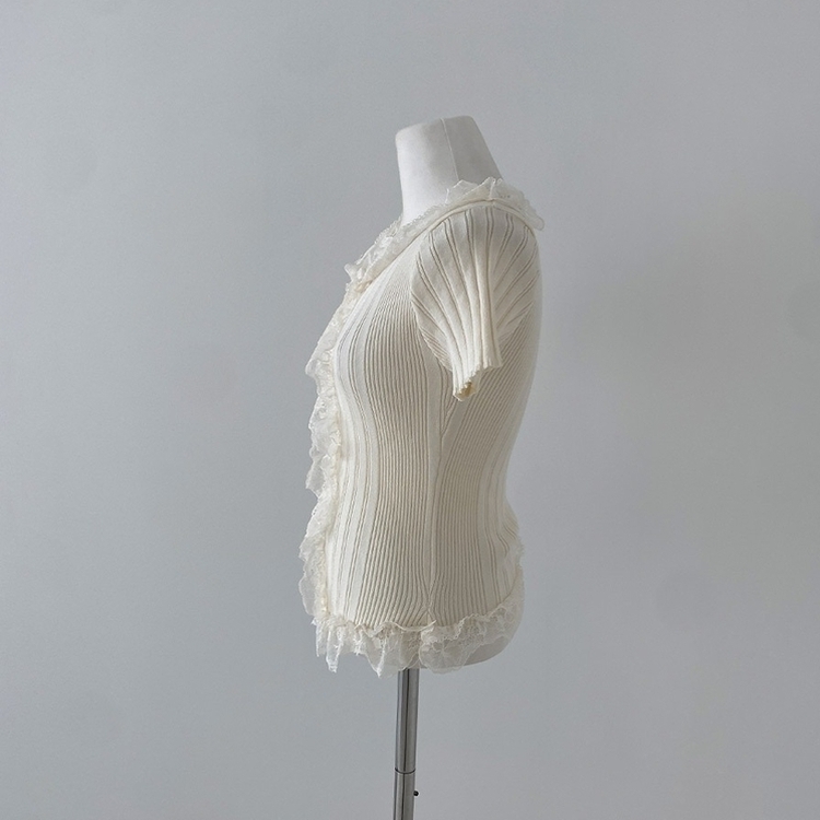 フェミニンフリルレースUネック半袖ニット