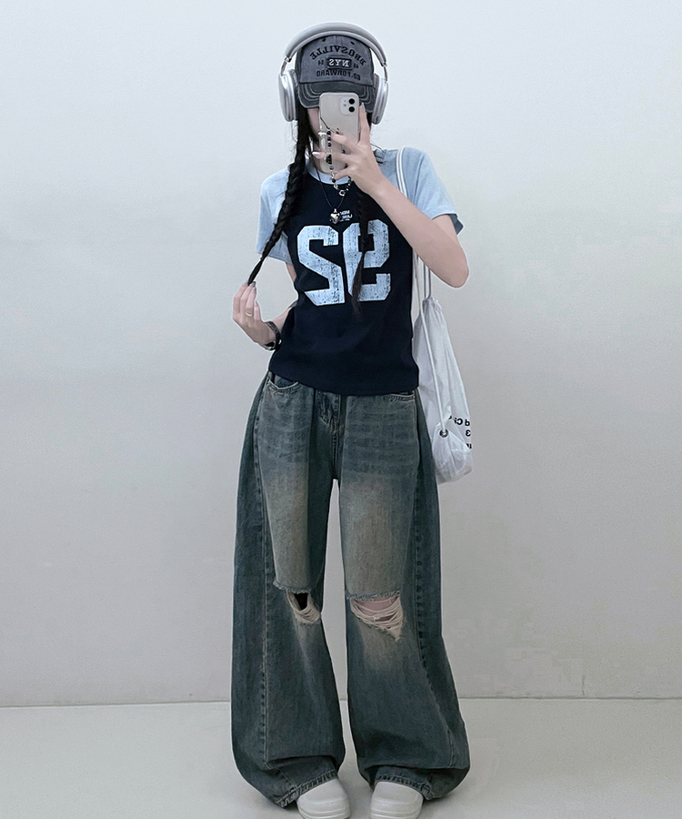 92나그랑배색레터링세미크롭반팔티 네이비