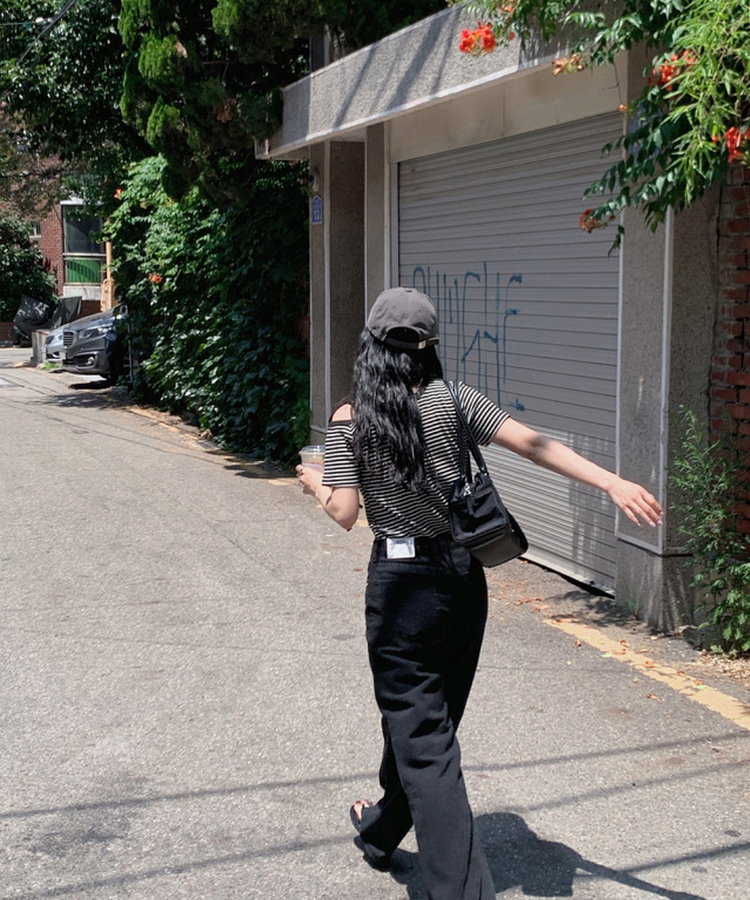 ナチュラルストライプオフショルダー半袖Tシャツ IVORY