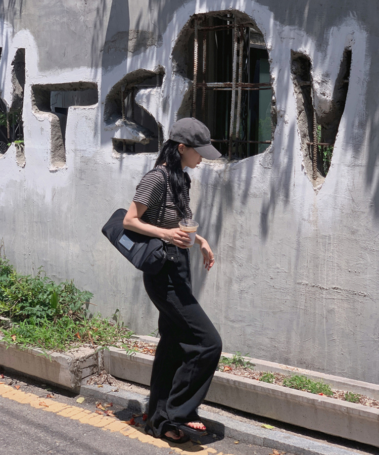 ナチュラルストライプオフショルダー半袖Tシャツ IVORY