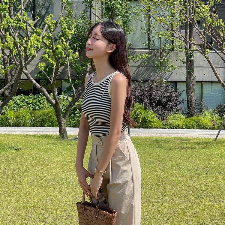 (6컬러) 겨드랑이 군살커버! 보트넥 스트라이프 나시 블랙