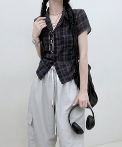 シャツ サイドシャーリングチェッククロップ半袖シャツ NAVY