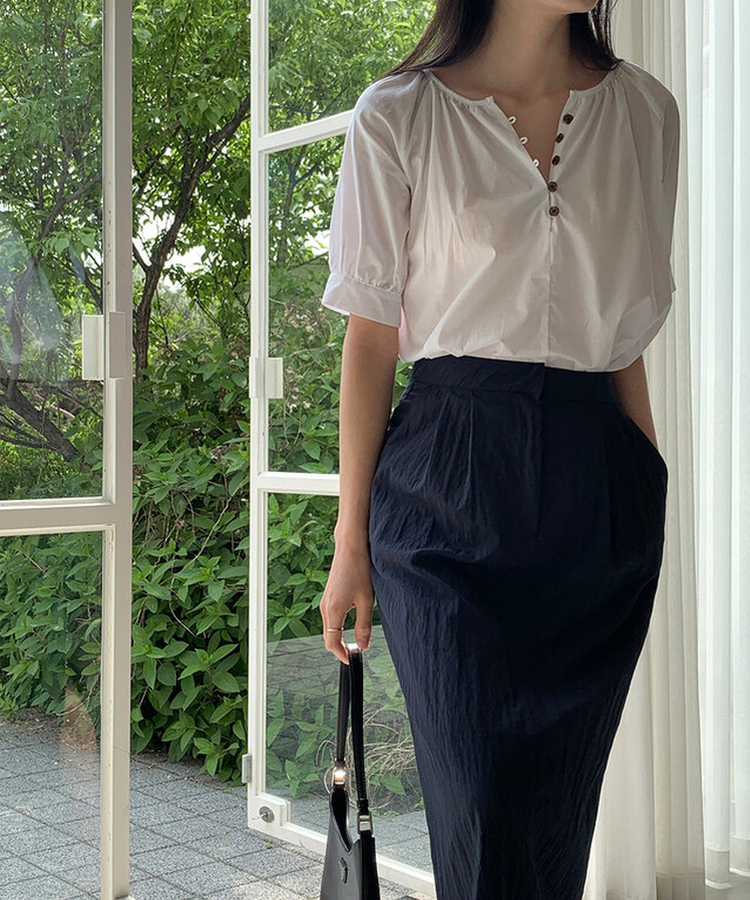 ボタンシャーリングパフ半袖ブラウス WHITE