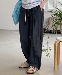 【ジョガー調節可】ピンタックバンディングパンツ CHARCOAL