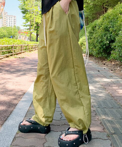 【ジョガー調節可】ピンタックバンディングパンツ OLIVE