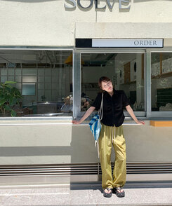 【ジョガー調節可】ピンタックバンディングパンツ OLIVE