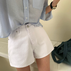 マインデイリー3分丈ショートパンツ WHITE