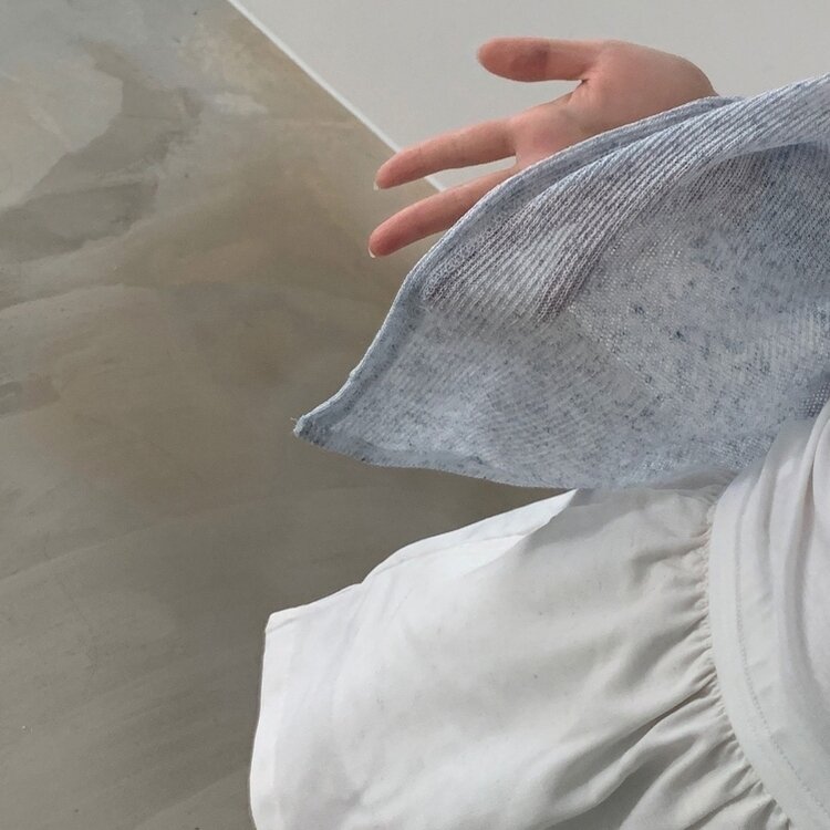 シースルーリネンクロップ長袖ニットカーディガン SKY BLUE