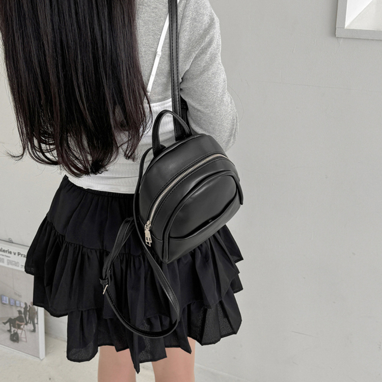 ブラックハーフレザーミニバック BLACK