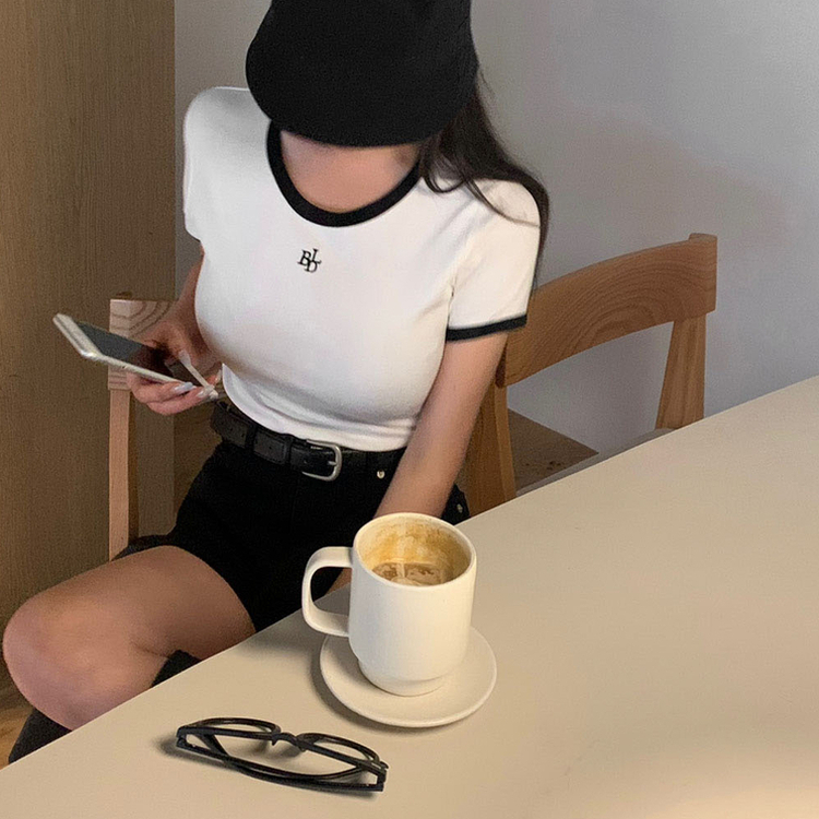 ポイントロゴ半袖Tシャツ WHITE