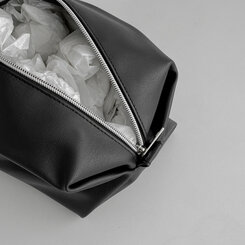 ファッション雑貨 シンプルレザーポーチ BLACK