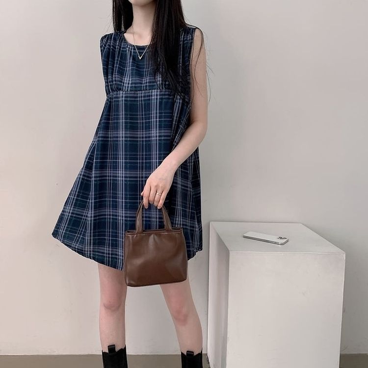 ビスチェノースリーブチェックミニワンピース NAVY