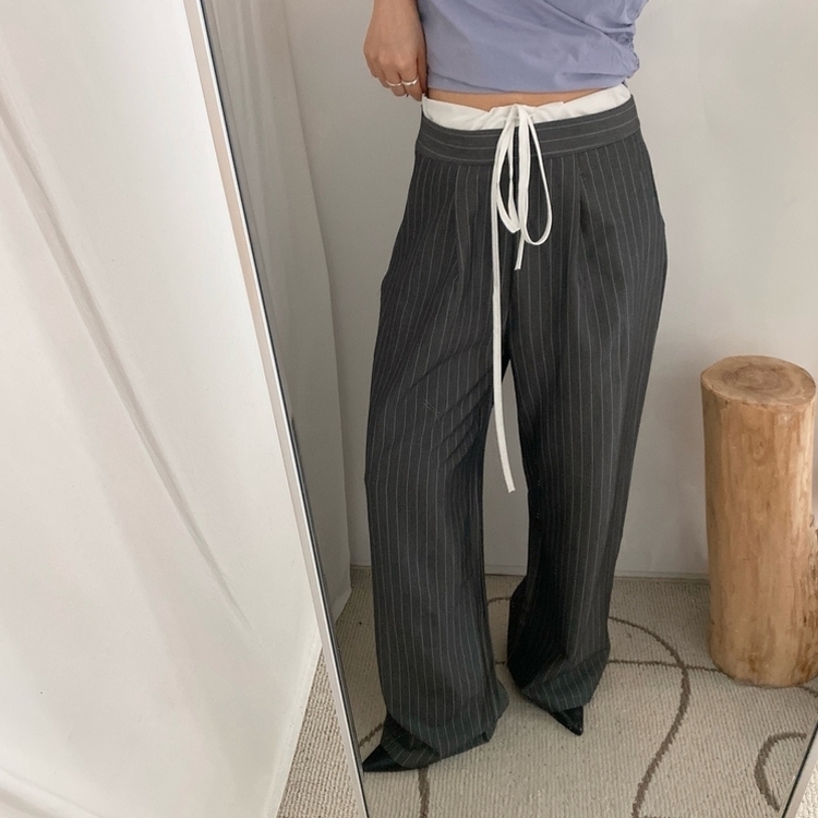 ストラップワイドスラックス DARK GRAY