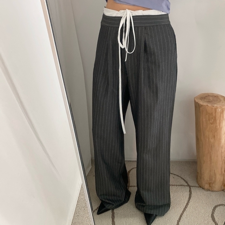 ストラップワイドスラックス DARK GRAY
