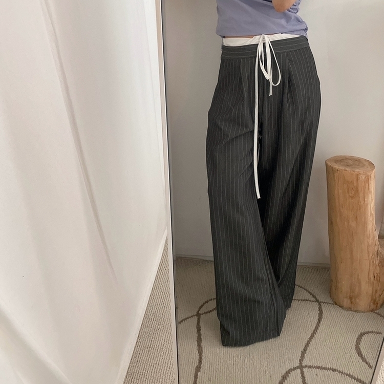 ストラップワイドスラックス DARK GRAY