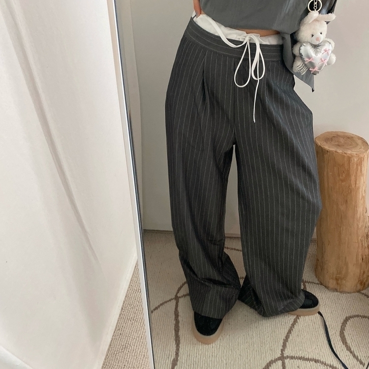 ストラップワイドスラックス DARK GRAY