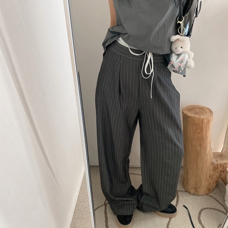 ストラップワイドスラックス DARK GRAY