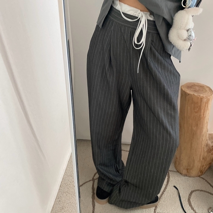 ストラップワイドスラックス DARK GRAY