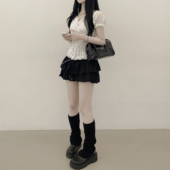 [러블리빈티지힙] 펀칭 레이스 오프숄더 반팔 셔링 퍼프소매 크롭 블라우스 화이트 블랙 화이트