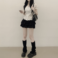 [러블리빈티지힙] 펀칭 레이스 오프숄더 반팔 셔링 퍼프소매 크롭 블라우스 화이트 블랙 화이트