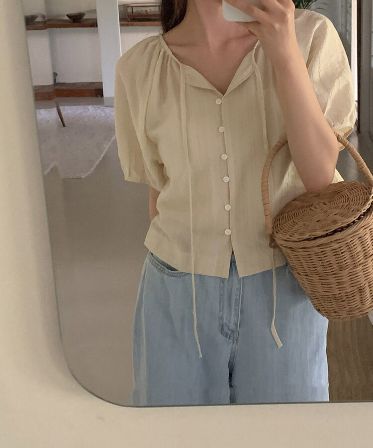 ストラップボタンクロップ半袖ブラウス CREAM