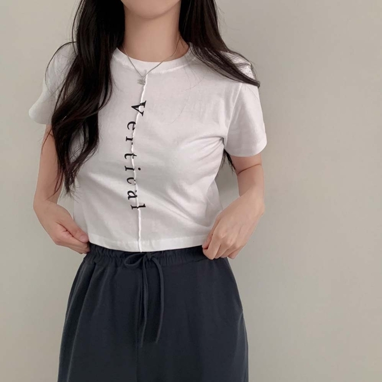 늘어짐 하나없는 탄탄 레터링 반팔 티셔츠 화이트