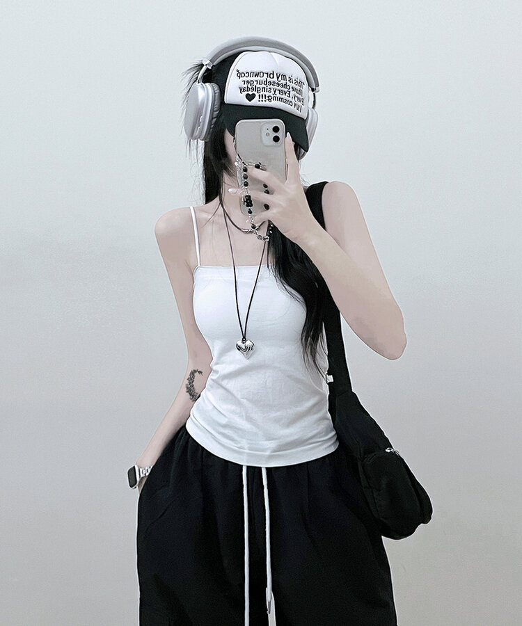 11할인폴리스퀘어캡내장패드끈나시 아이보리