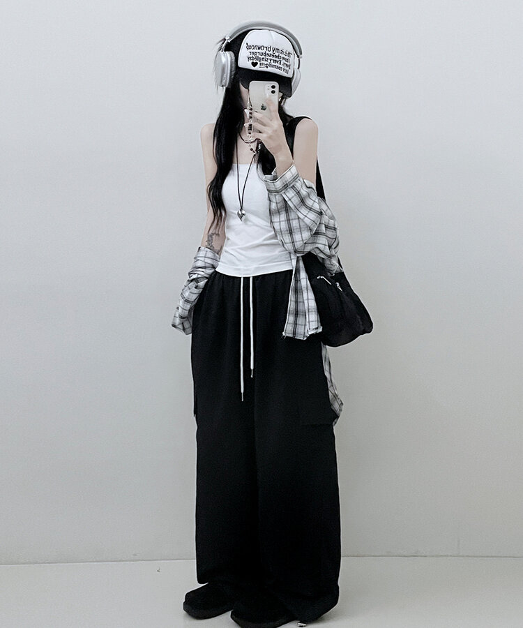 11할인폴리스퀘어캡내장패드끈나시 아이보리