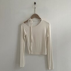 リボンチョーカー長袖Tシャツ