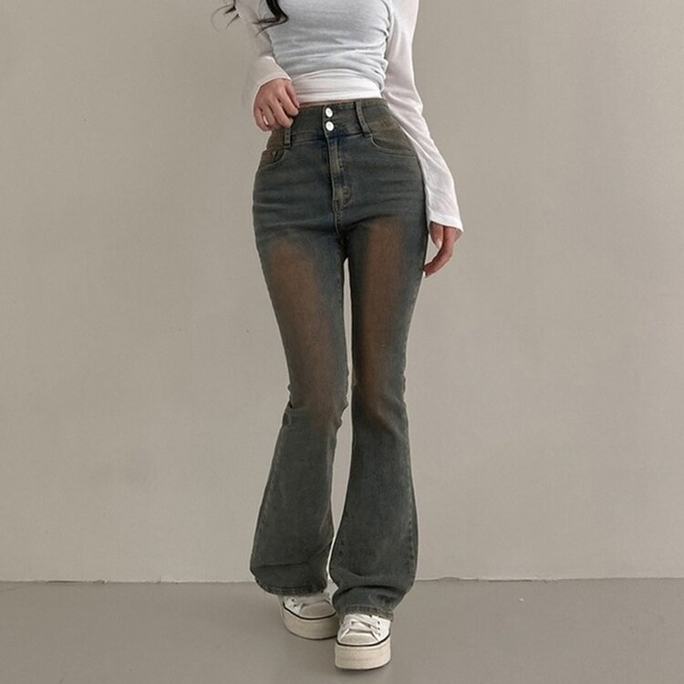 언더모어 투버튼 캣워싱 스판 부츠컷 데님 팬츠