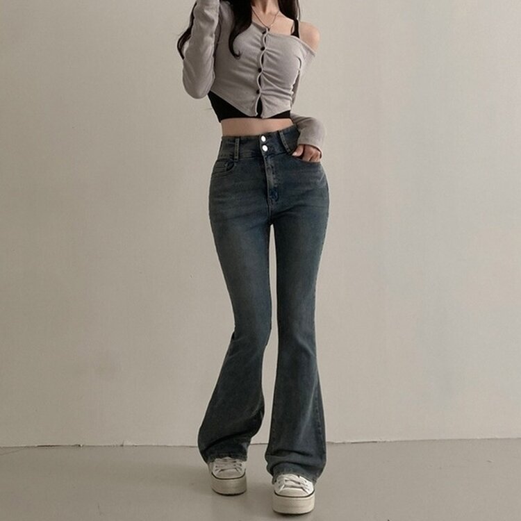 언더모어 투버튼 캣워싱 스판 부츠컷 데님 팬츠