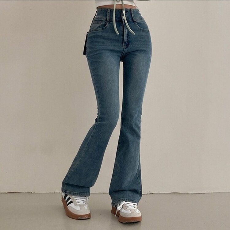 언더모어 투버튼 캣워싱 스판 부츠컷 데님 팬츠