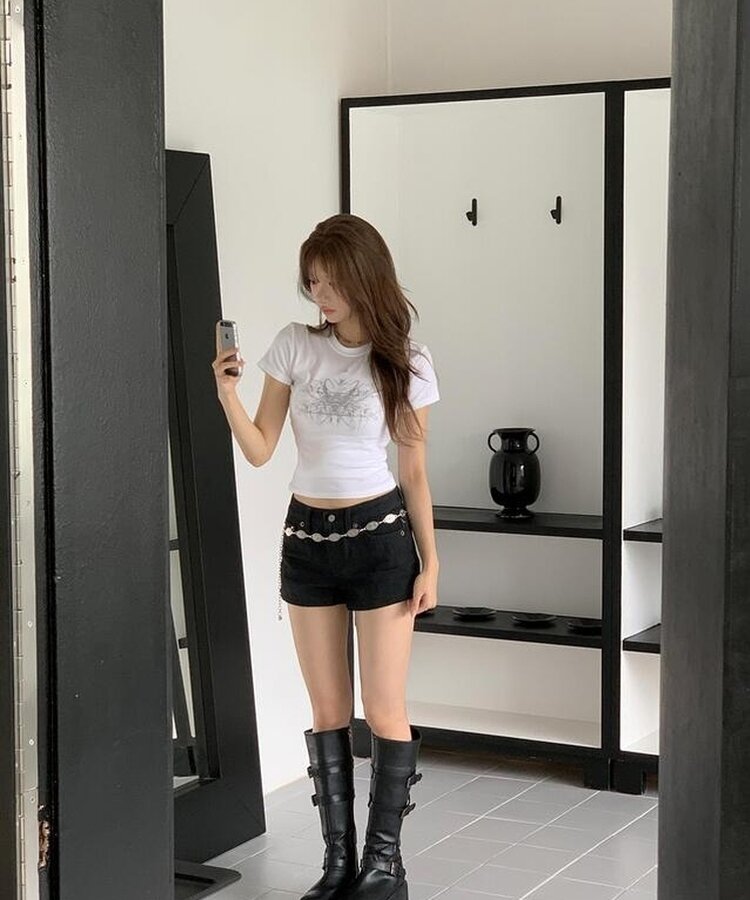 スリムフィット半袖Tシャツ WHITE
