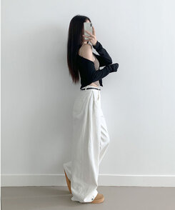 베러 사이드 핀턱 밑단 스냅 비조버튼 코튼 와이드핏 롱팬츠 화이트