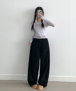 베러 사이드 핀턱 밑단 스냅 비조버튼 코튼 와이드핏 롱팬츠 블랙