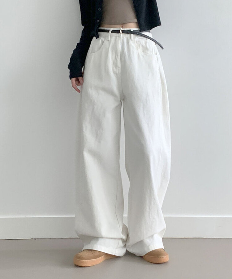 베러 사이드 핀턱 밑단 스냅 비조버튼 코튼 와이드핏 롱팬츠 화이트