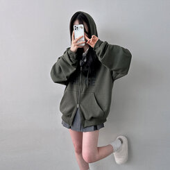 オーバーフィットレタリングツーウェイフードジップアップ KHAKI