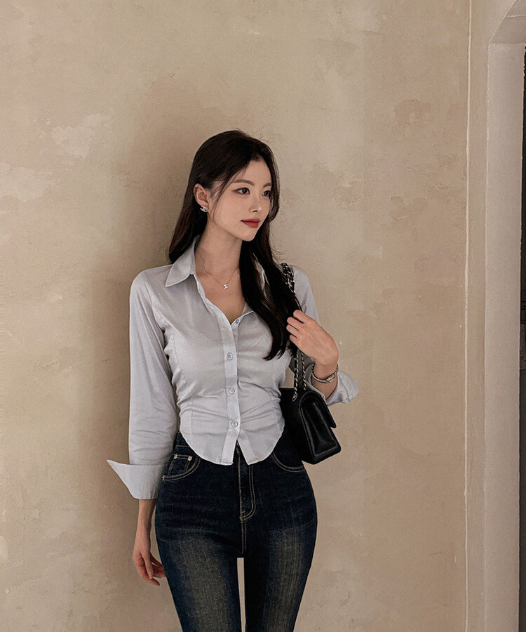 カラーネックスリムフィットクロップブラウスシャツ SKY BLUE