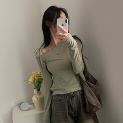 ワンオフショルダーリボンシャーリング長袖Tシャツ5色 KHAKI