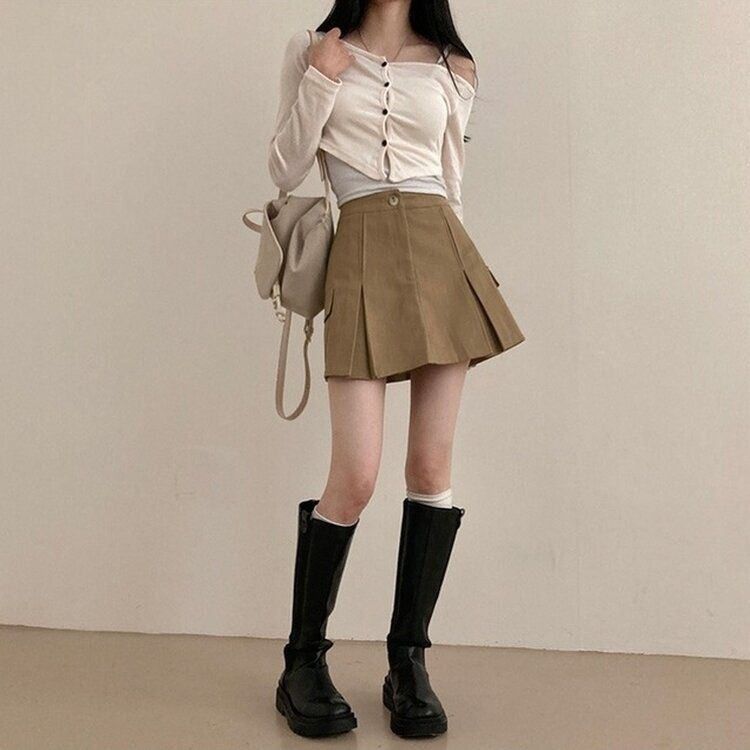 2기장 셀릭 핀턱 카고 플리츠 미니 스커트 베이지