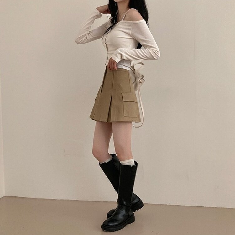 2기장 셀릭 핀턱 카고 플리츠 미니 스커트 베이지