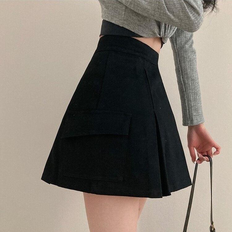 2기장 셀릭 핀턱 카고 플리츠 미니 스커트 블랙