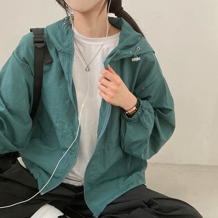 에어즈 윈드브레이커 바스락 스트링 후드 바람막이 자켓 그린