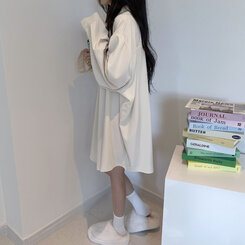 ルーズフィットロング長袖Tシャツ CREAM BEIGE