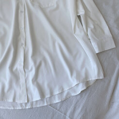 ルーズフィットロング長袖Tシャツ