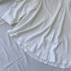 ルーズフィットロング長袖Tシャツ