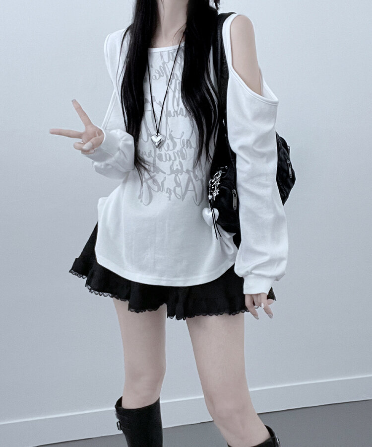 아트레터링숄더컷팅오프숄더맨투맨 아이보리